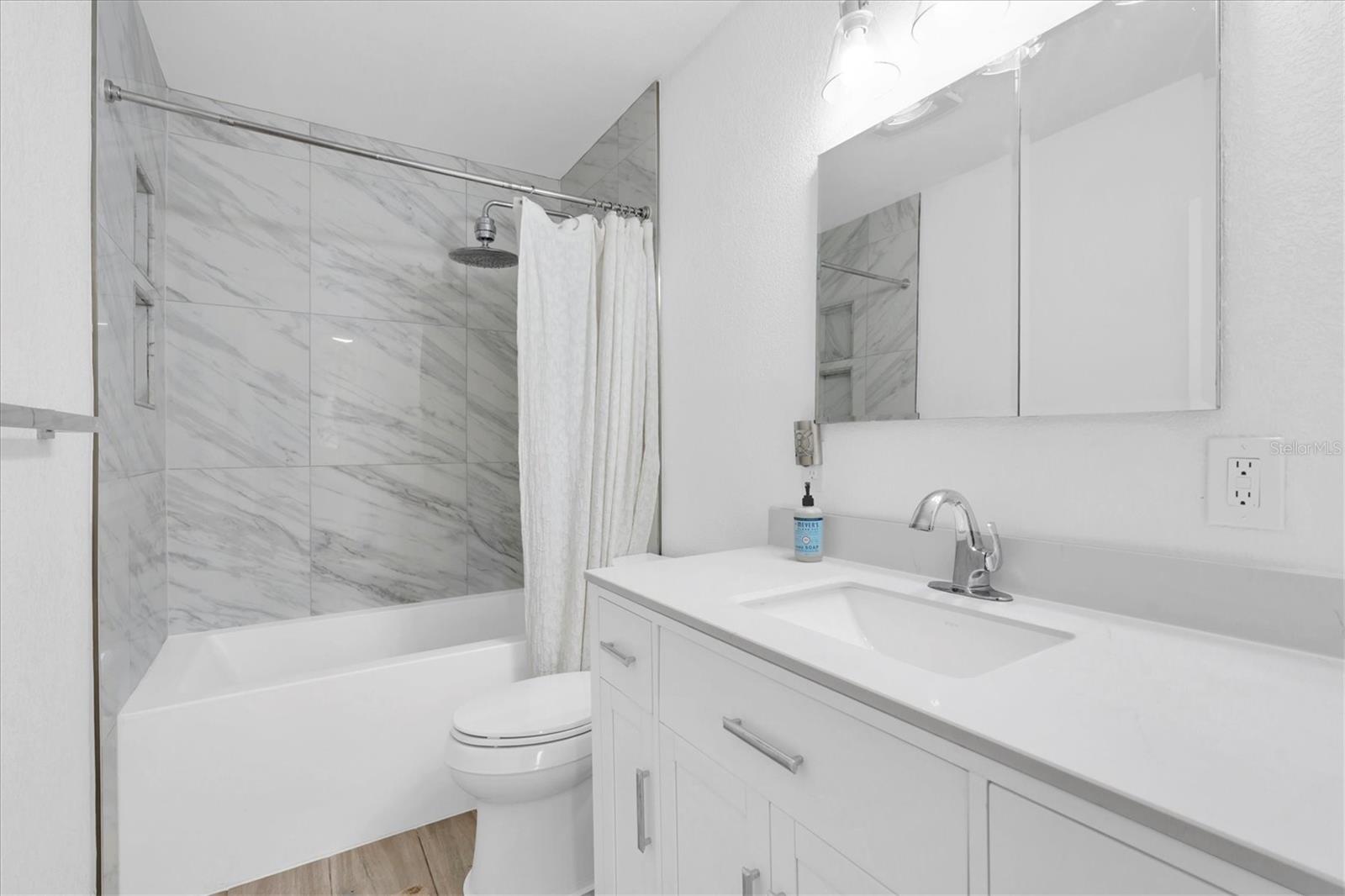 Image 20 of 40 For 341 Boca Ciega Drive