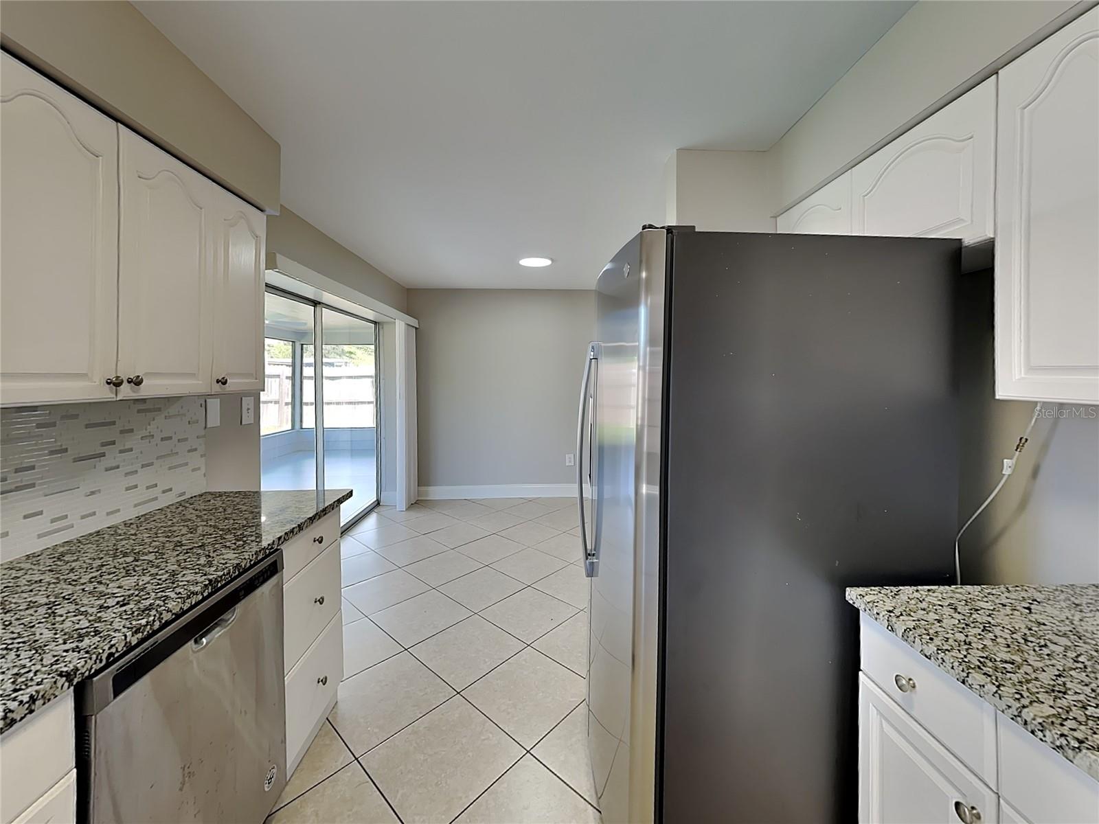 Image 5 of 15 For 4728 Lark Ridge Circle