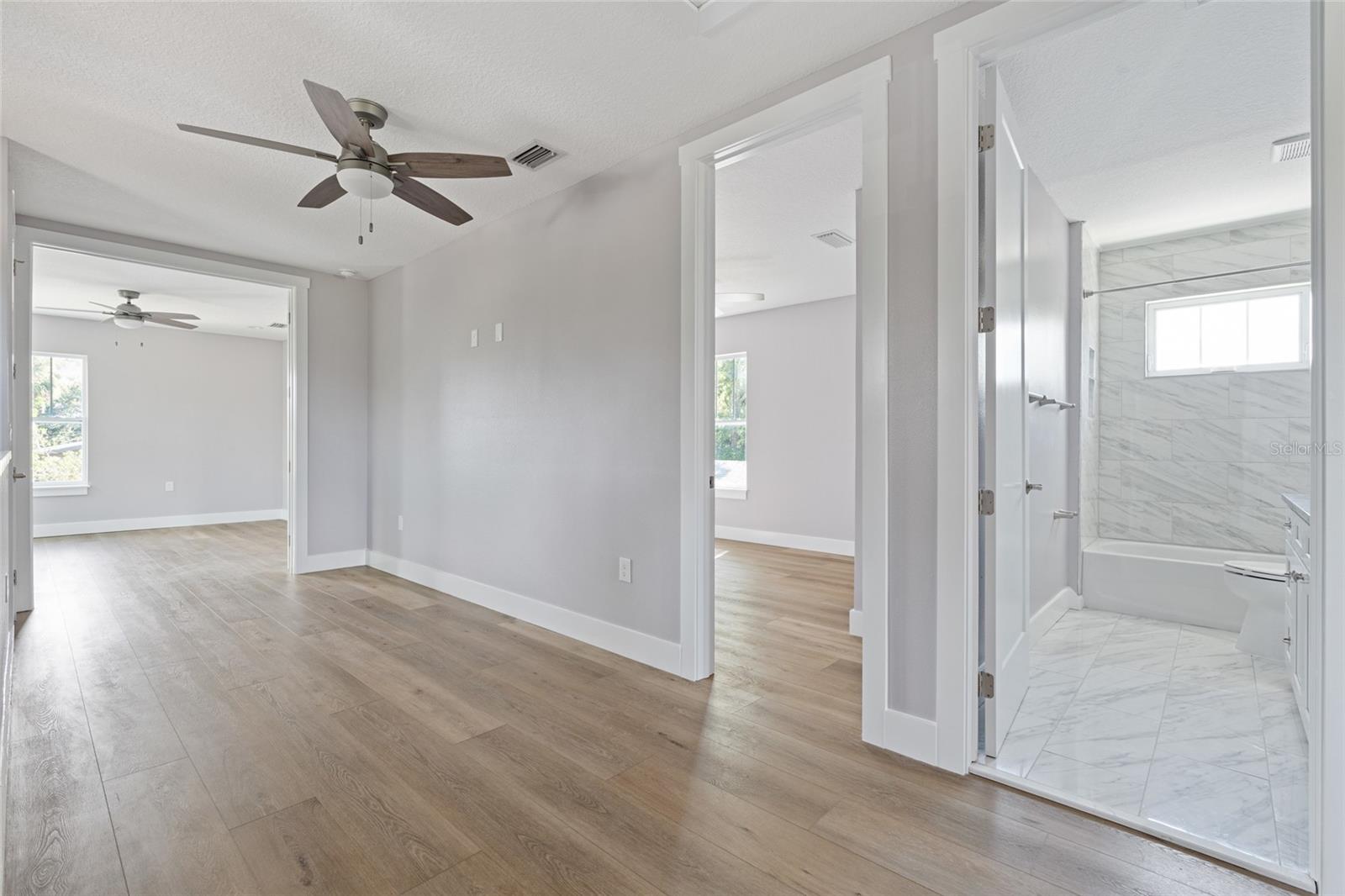 Image 13 of 18 For 3161 Emerson Avenue S