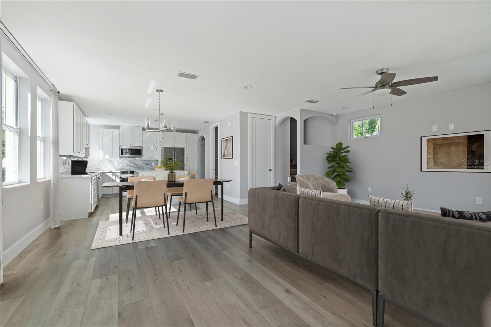 Image 2 of 18 For 3161 Emerson Avenue S