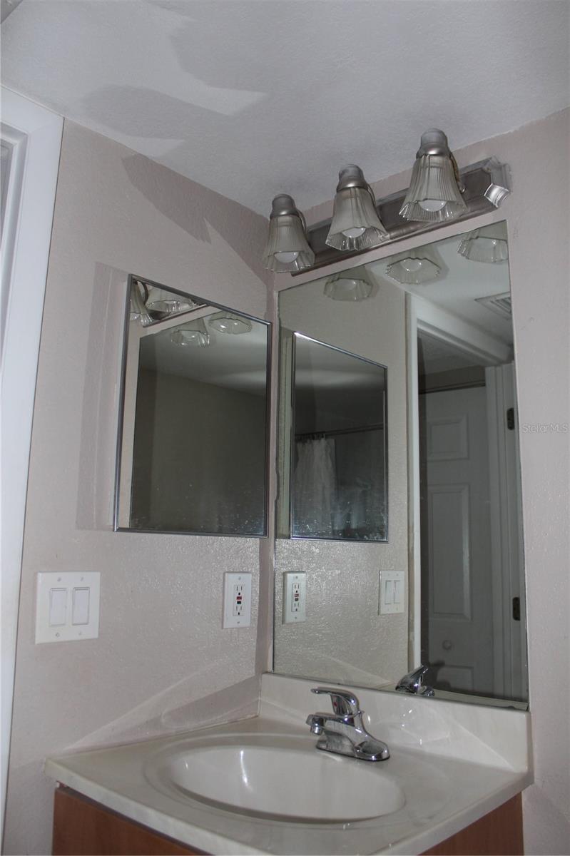 Image 9 of 10 For 5672 Baywater Drive