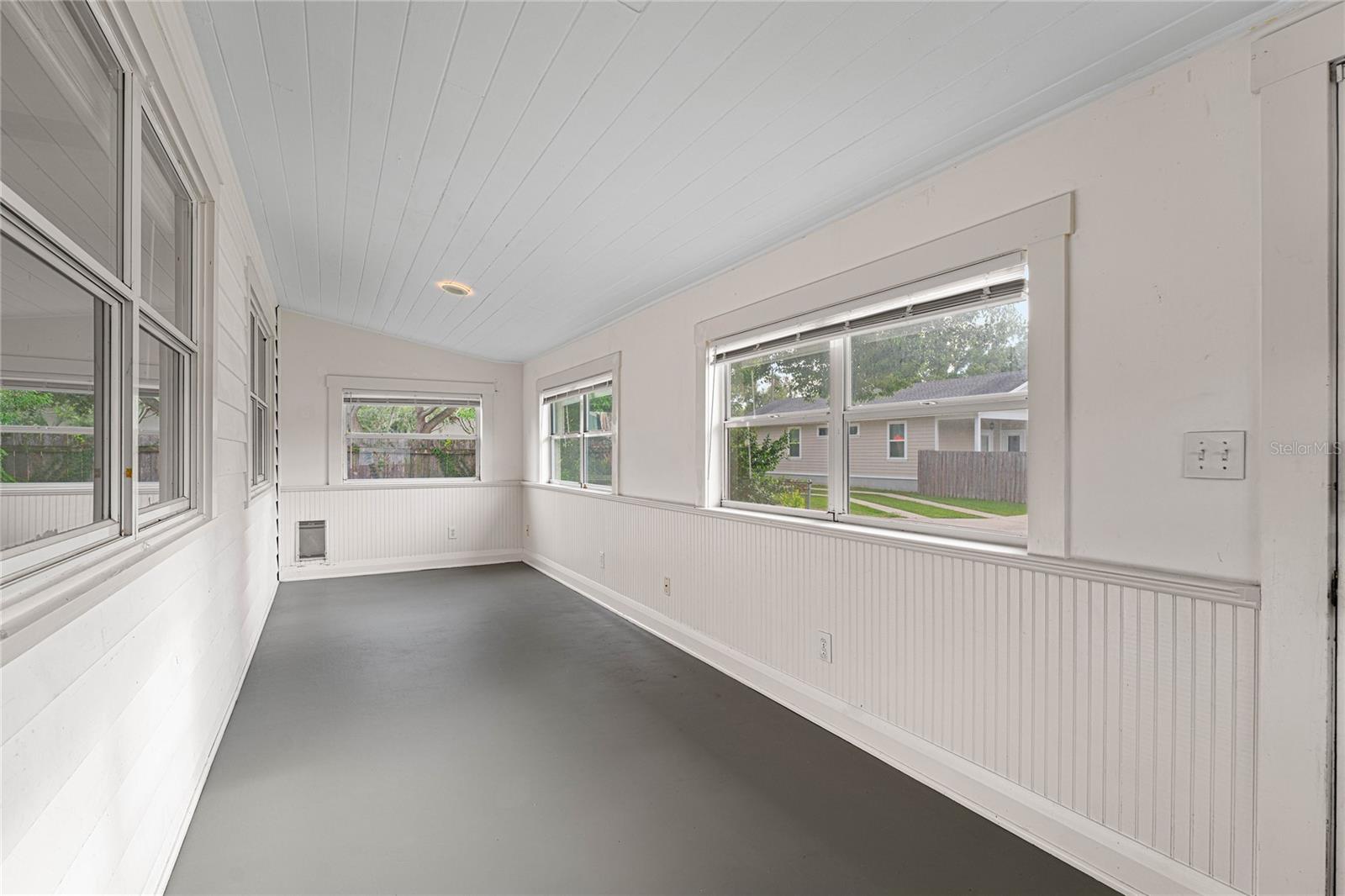 Image 7 of 48 For 7105 Navin Avenue