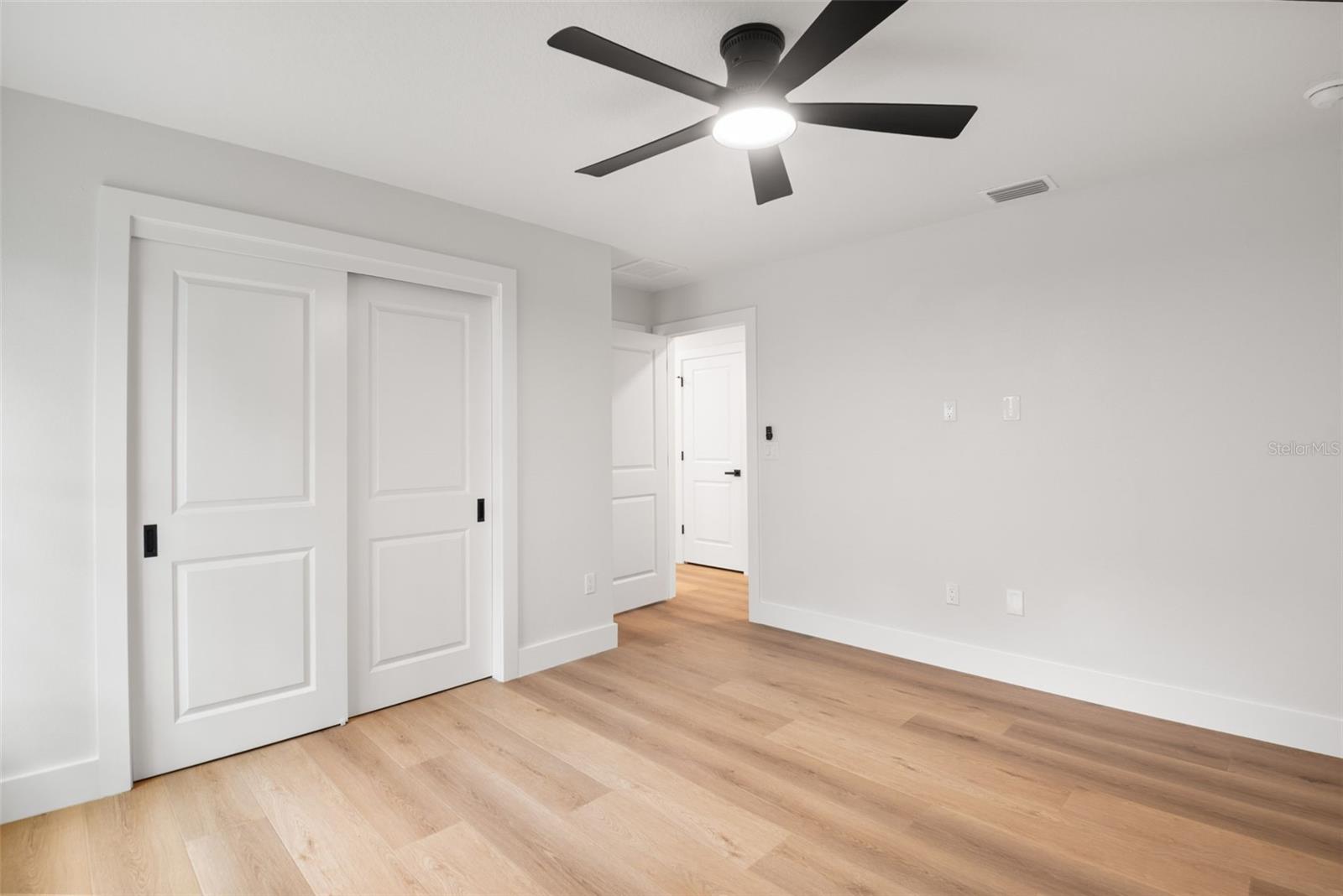 Image 20 of 23 For 2320 13th Street S