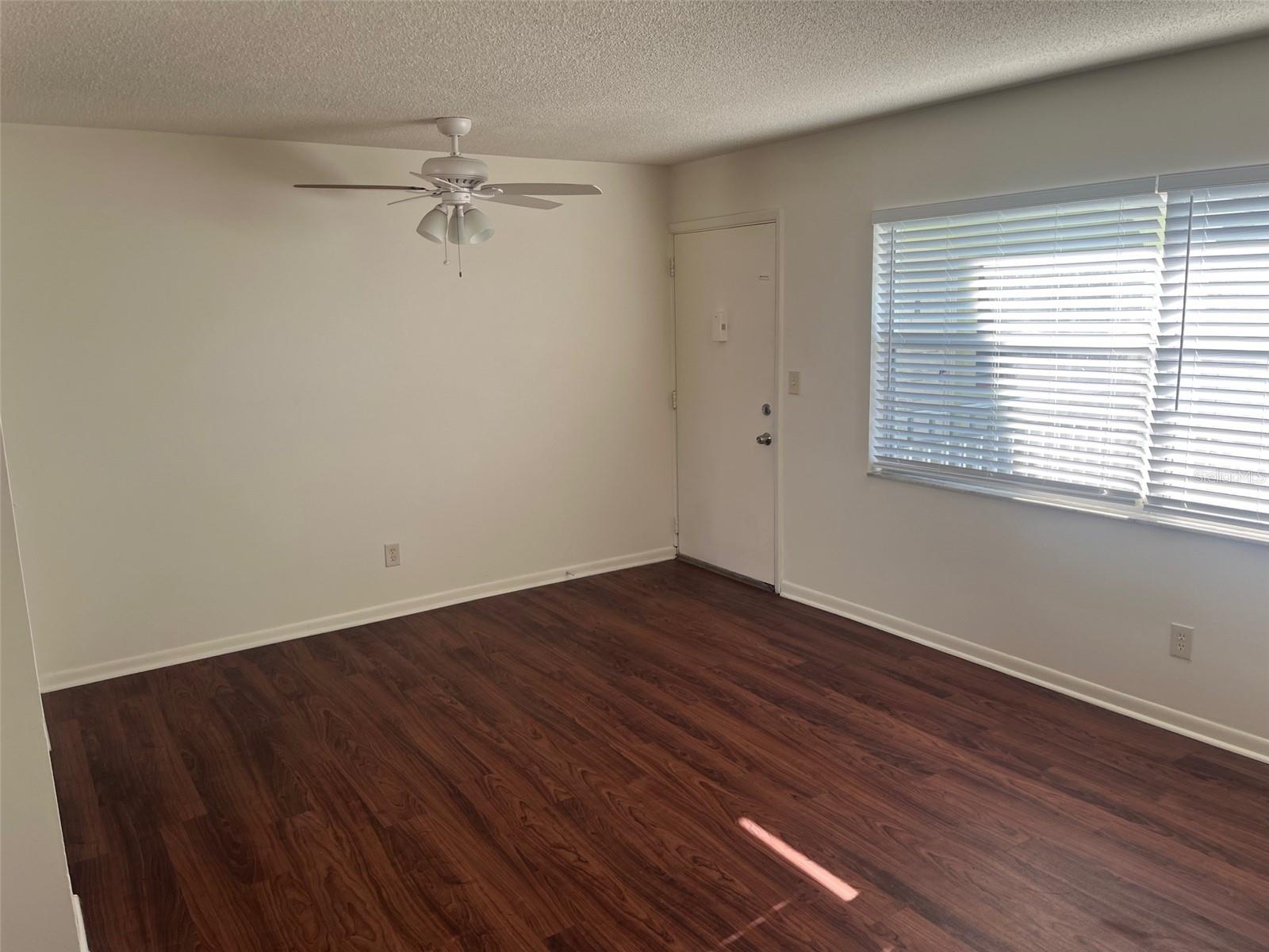 Image 4 of 11 For 105 11th Avenue 10