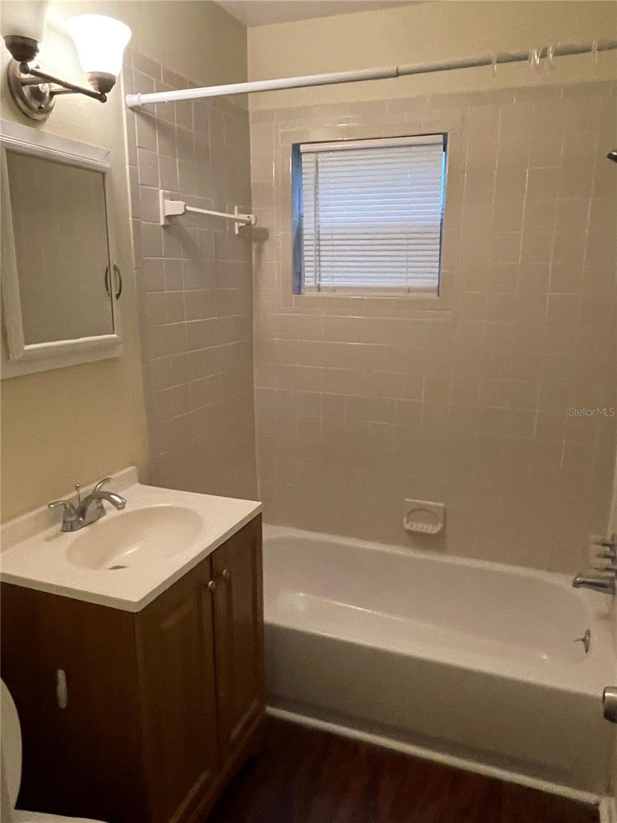 Image 7 of 18 For 2054 15th Avenue S