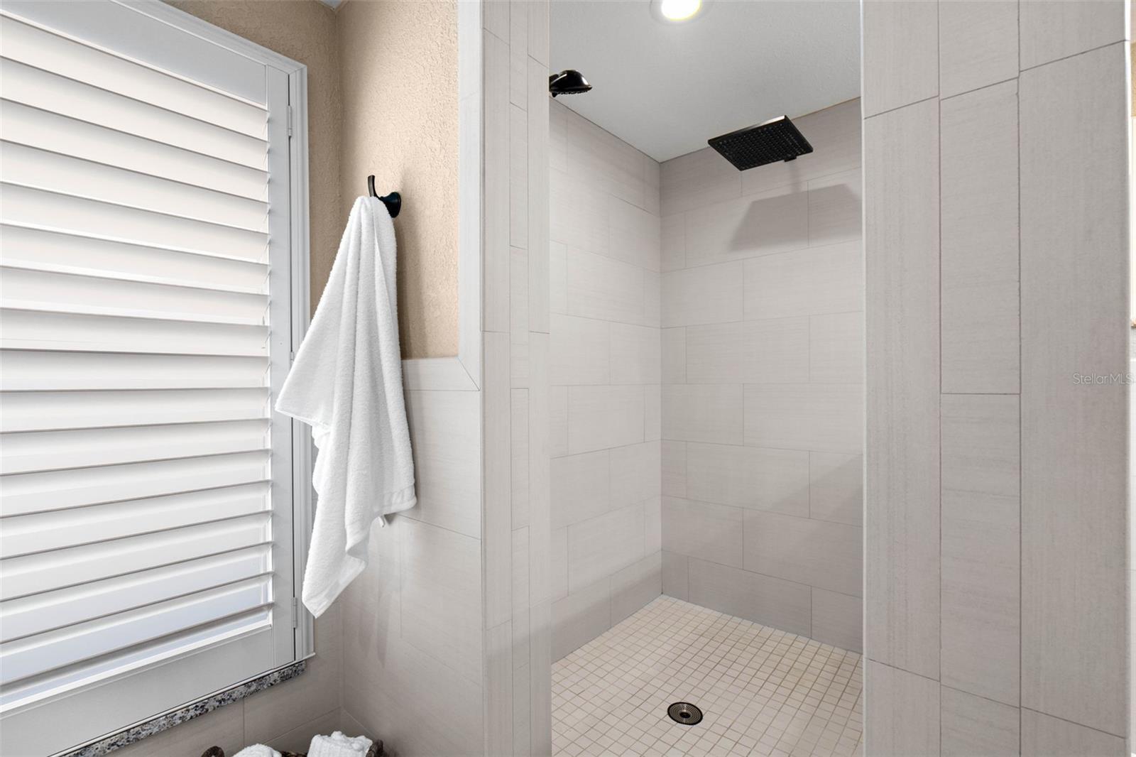 Image 18 of 59 For 4331 13th Way Ne