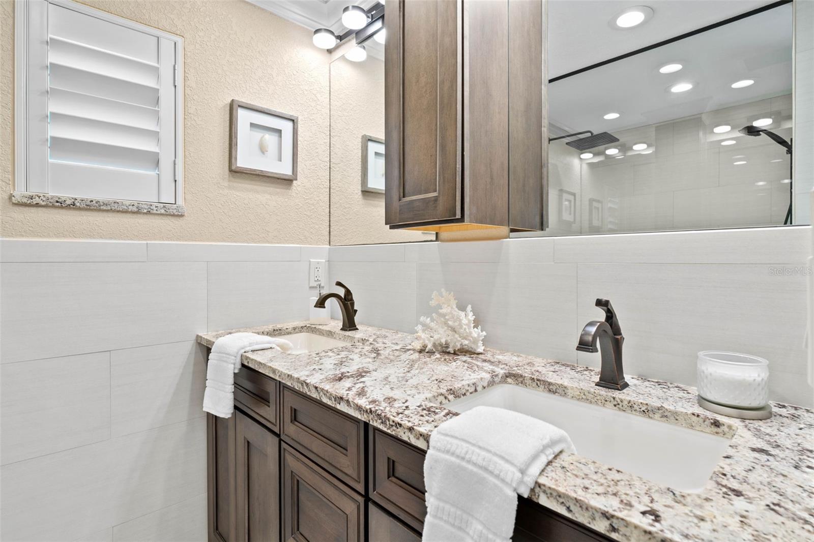 Image 20 of 59 For 4331 13th Way Ne