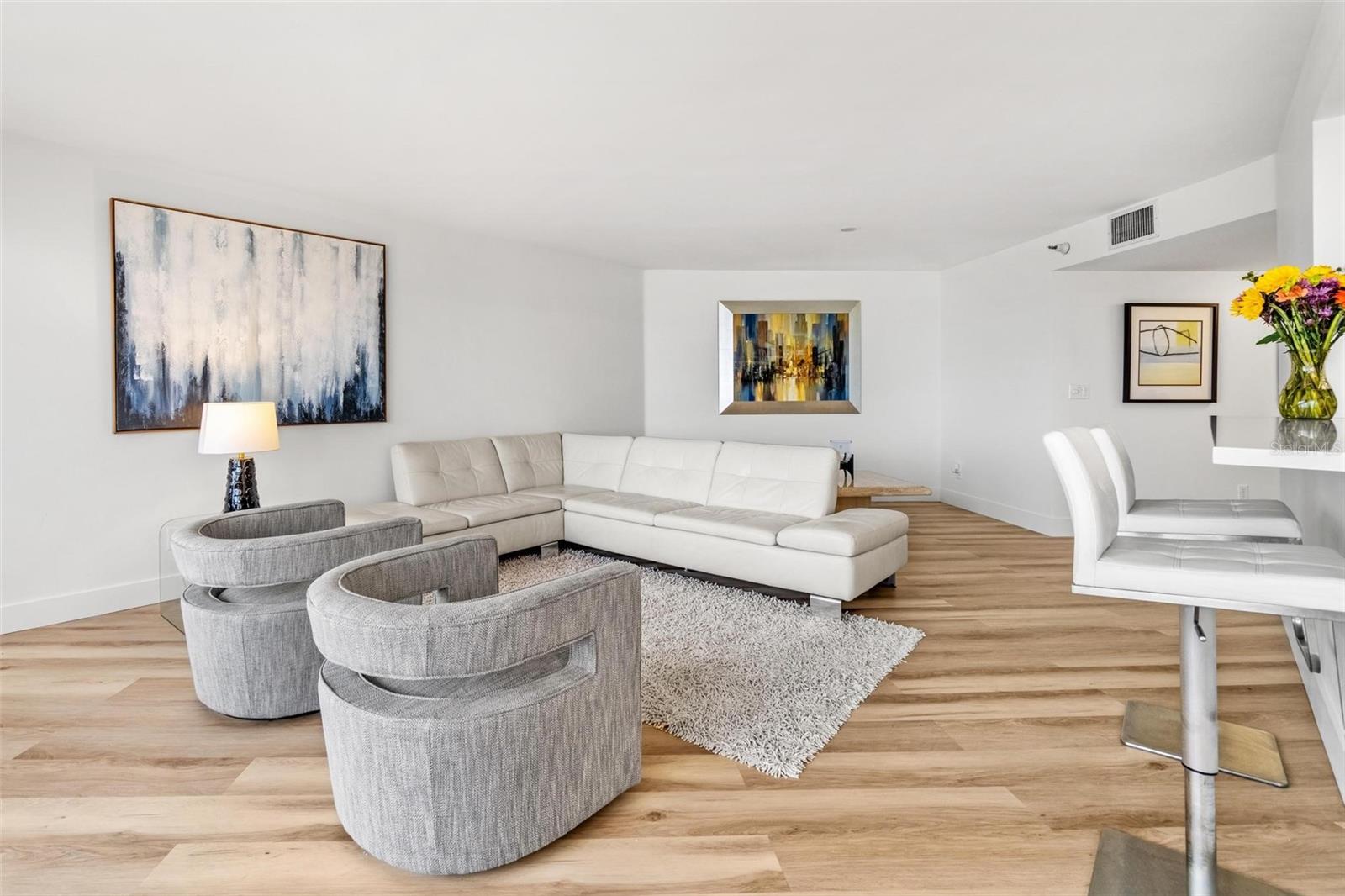 Image 8 of 40 For 5950 Pelican Bay Plaza S 2d
