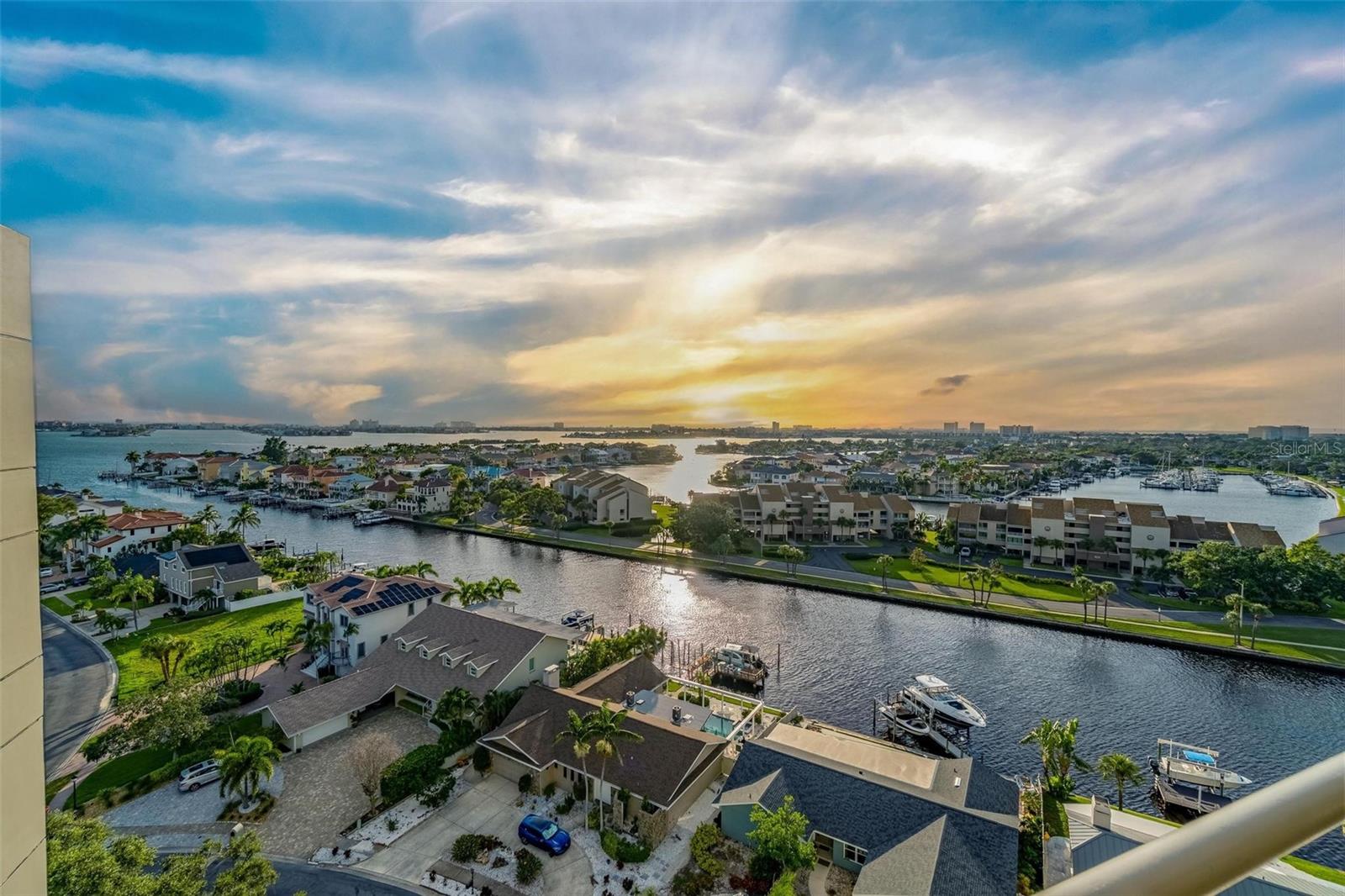 Details for 5950 Pelican Bay Plaza S 2d, ST PETERSBURG, FL 33707