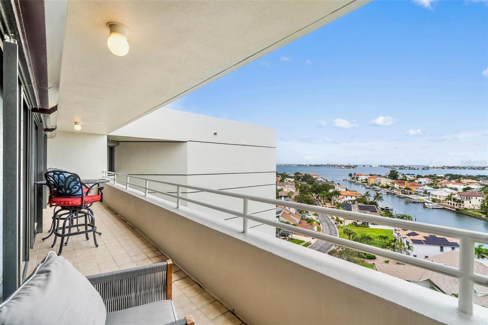 Image 30 of 40 For 5950 Pelican Bay Plaza S 2d