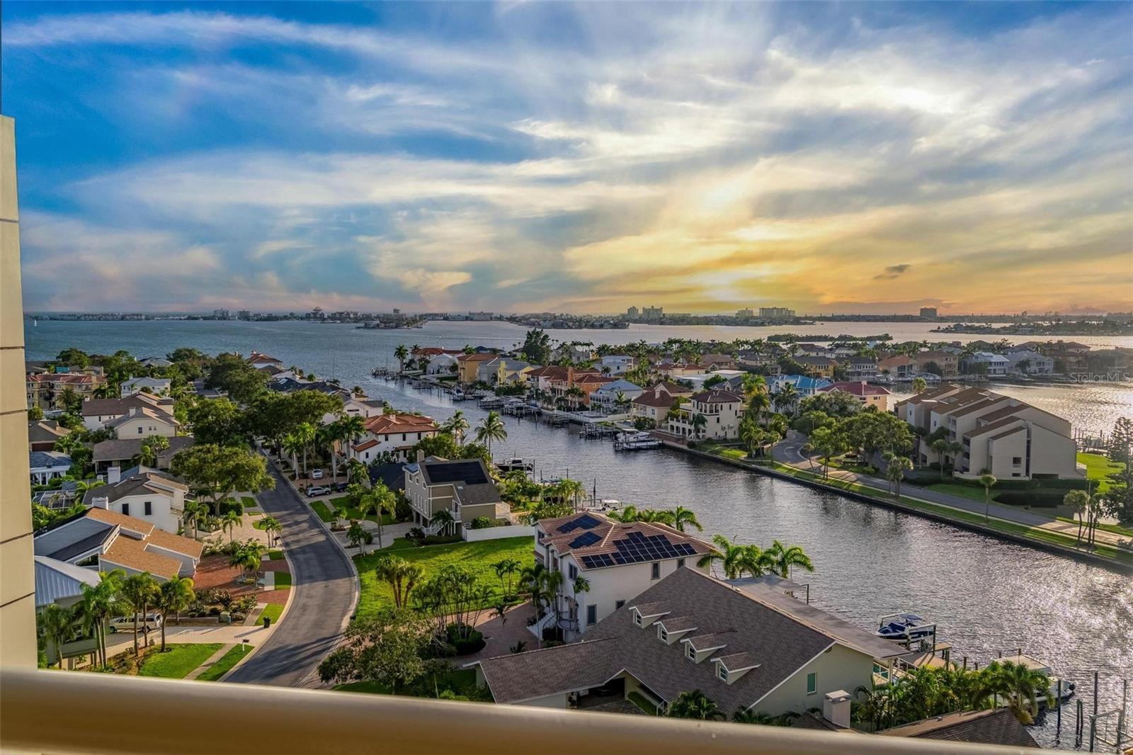 Image 38 of 40 For 5950 Pelican Bay Plaza S 2d