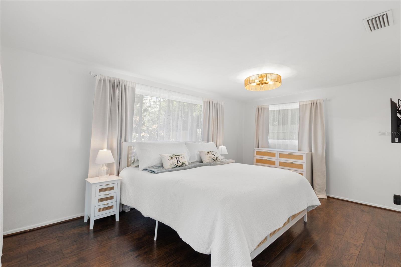 Image 14 of 29 For 3488 Shady Bluffs Drive