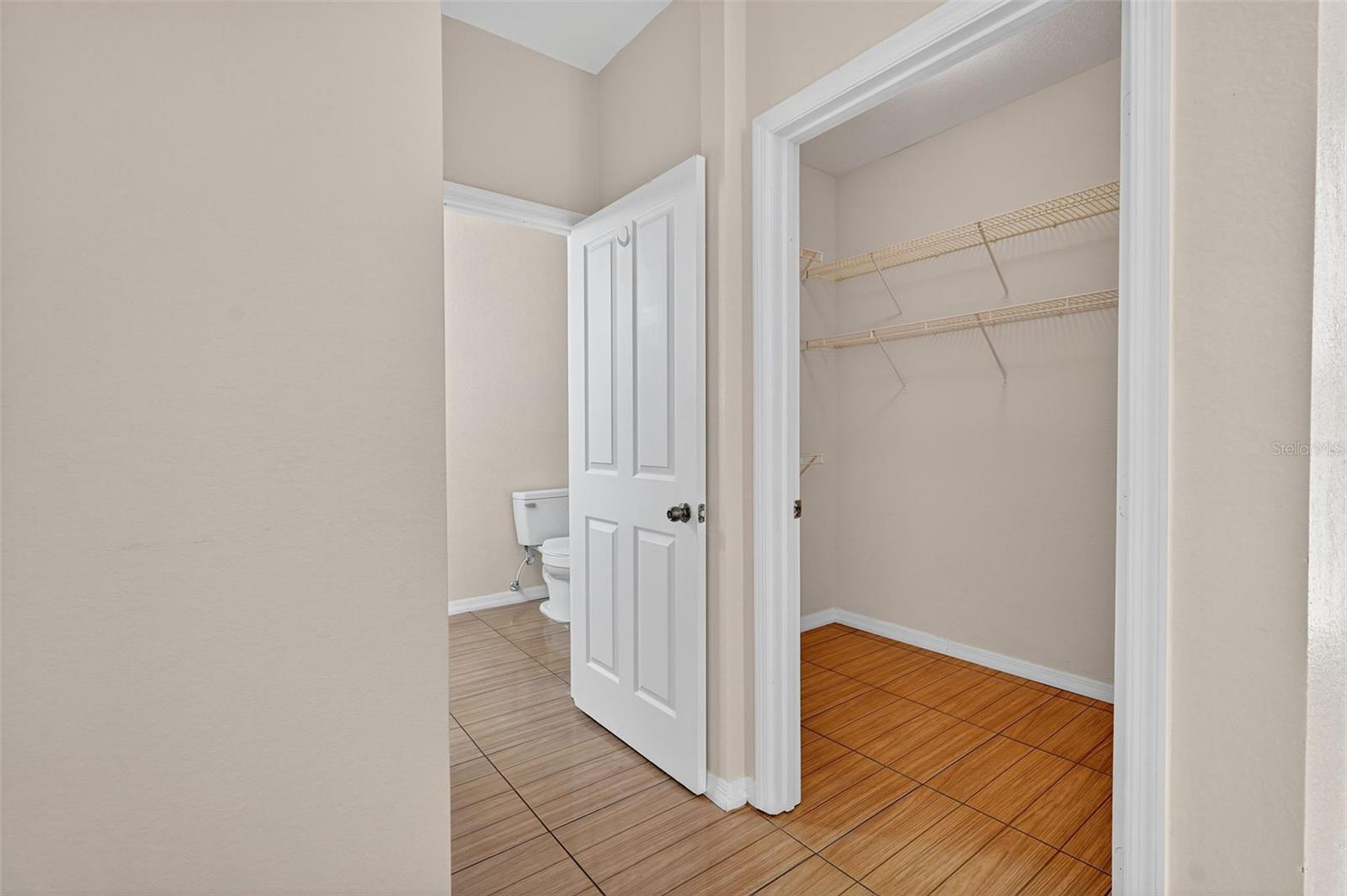 Image 30 of 53 For 5011 Hemingway Circle 5011