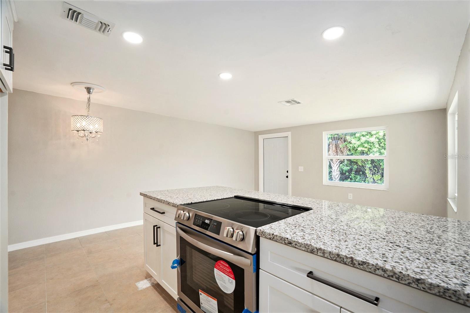 Image 15 of 27 For 5032 Canner Street