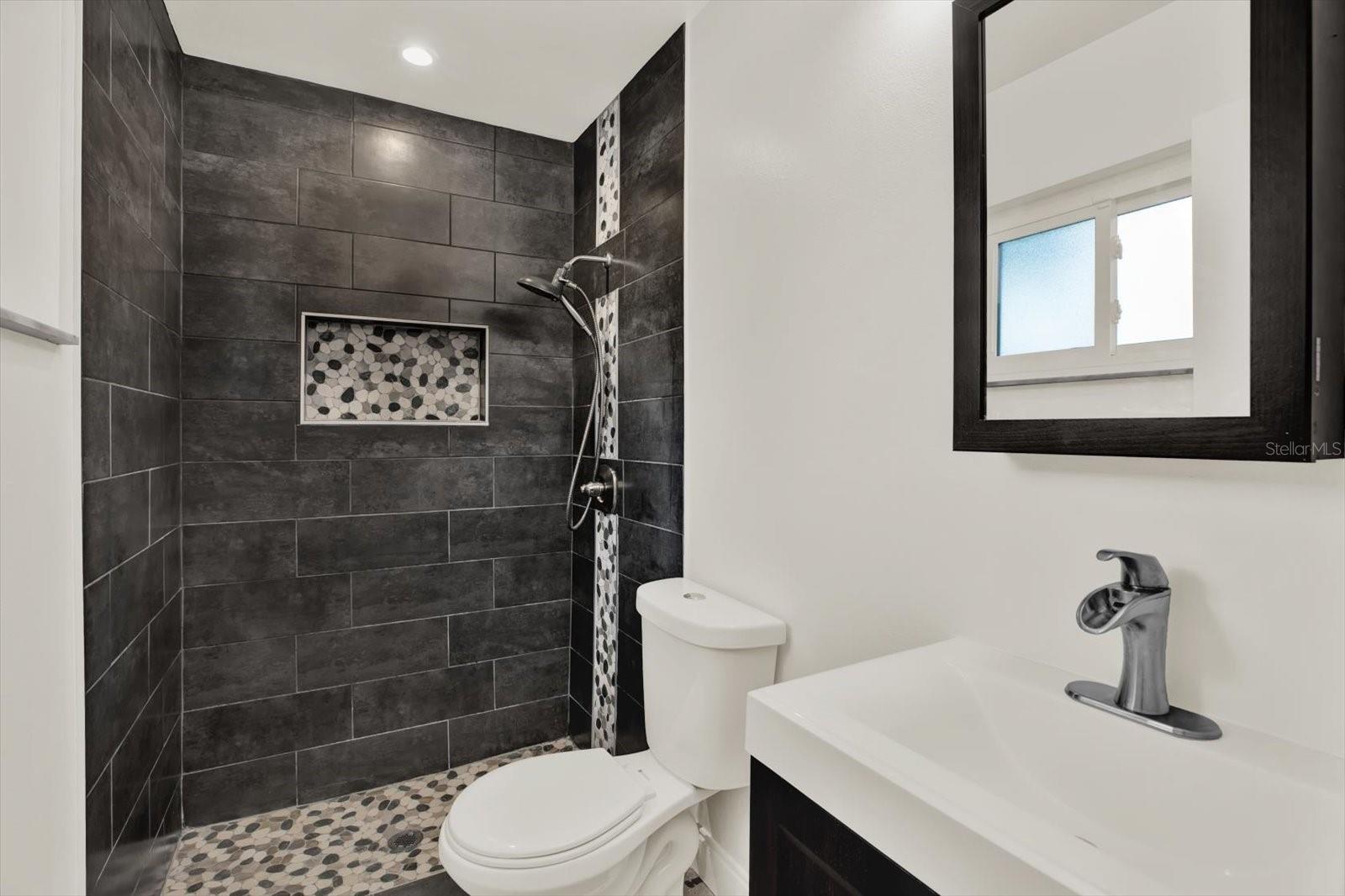 Image 11 of 26 For 6862 125th Terrace