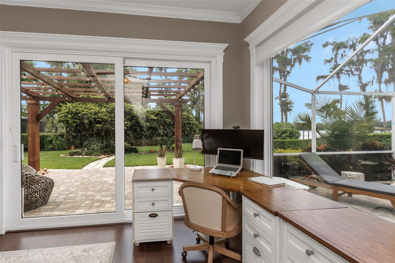 Listing photo id 15 for 1402 Wyndham Lakes Drive