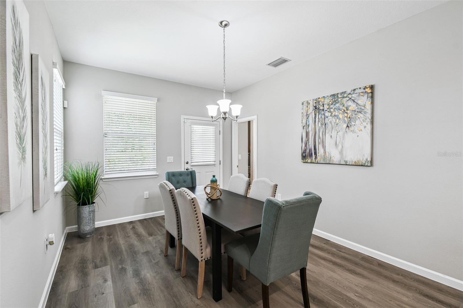Image 10 of 31 For 130 22nd Street Nw