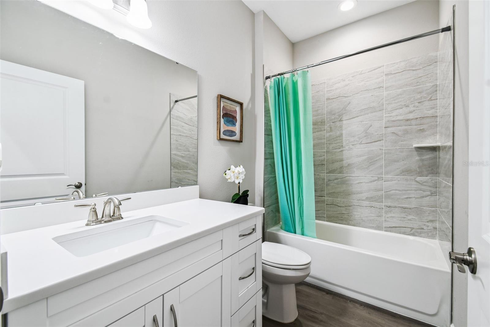 Image 18 of 31 For 130 22nd Street Nw