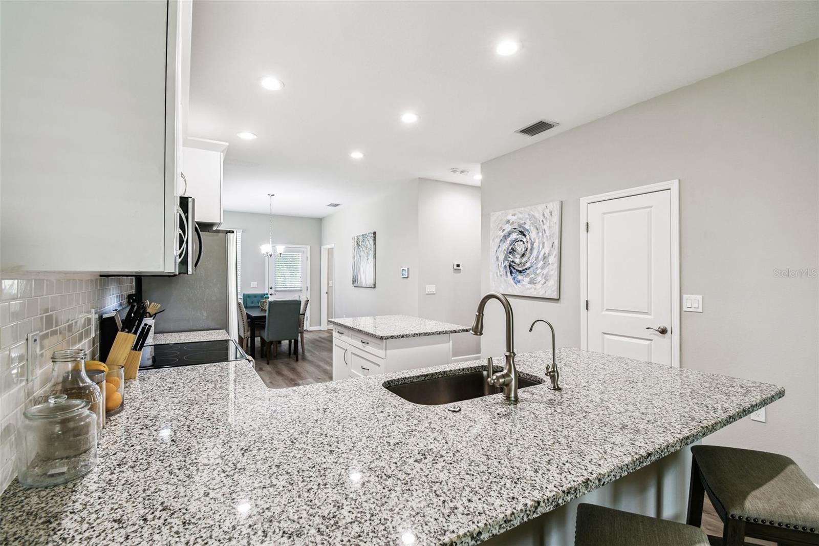 Image 5 of 31 For 130 22nd Street Nw
