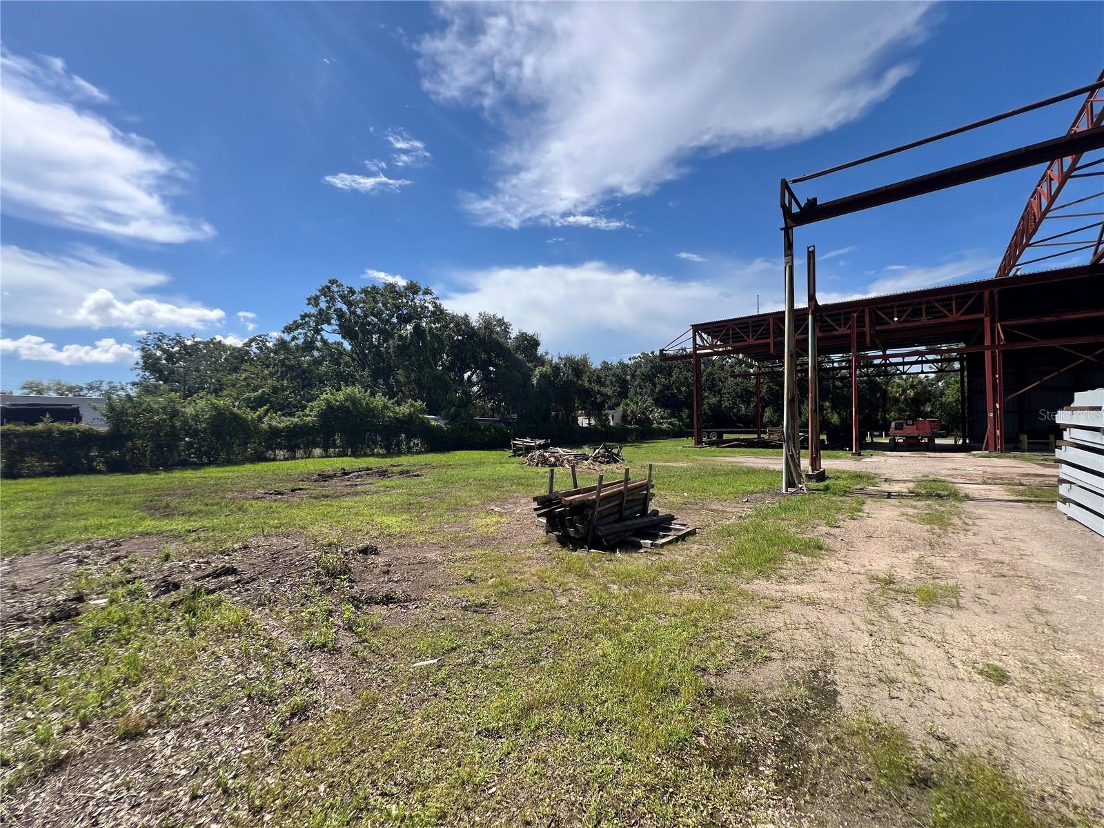 Image 15 of 46 For 5101 24th Avenue S