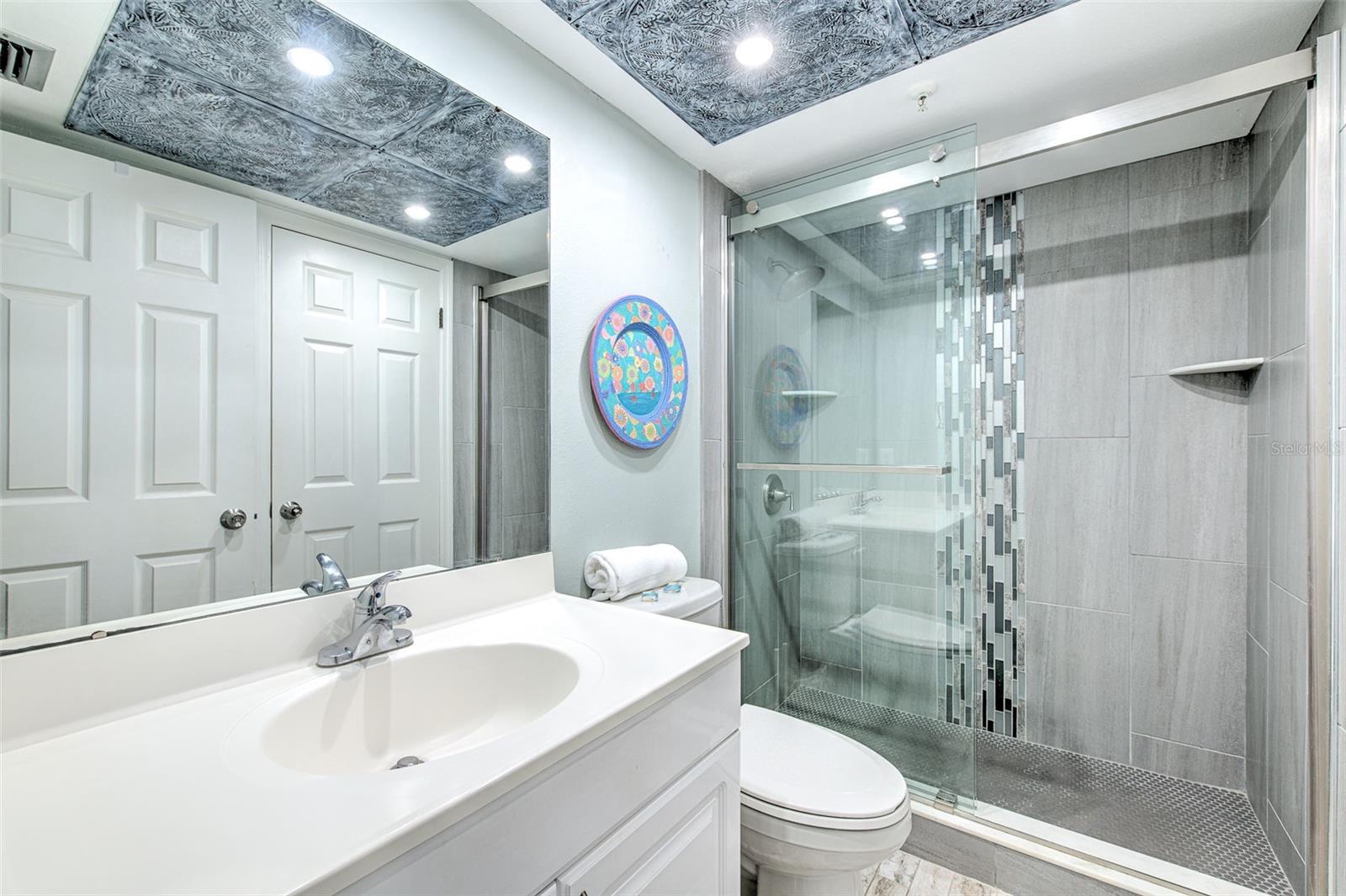 Image 22 of 35 For 17200 Gulf Boulevard 401