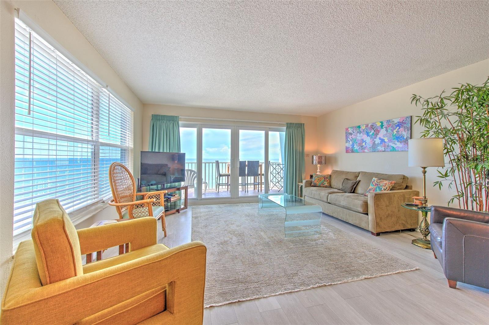 Image 4 of 35 For 17200 Gulf Boulevard 401