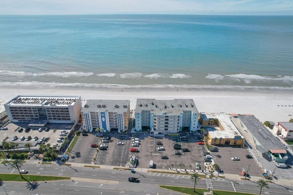 Image 51 of 70 For 17200 Gulf Boulevard 401