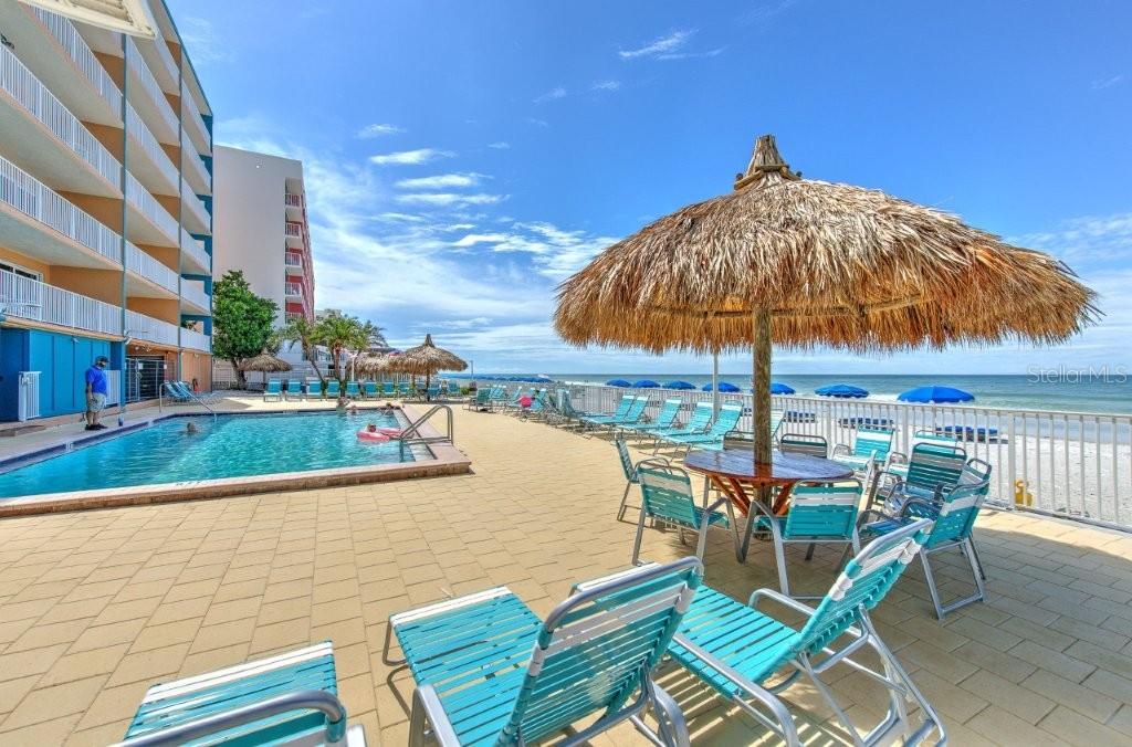 Image 62 of 70 For 17200 Gulf Boulevard 401