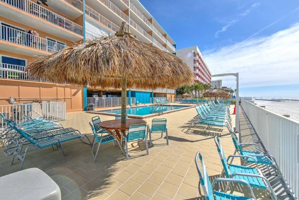 Image 63 of 70 For 17200 Gulf Boulevard 401