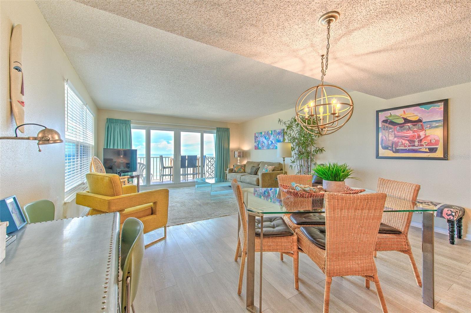 Image 8 of 35 For 17200 Gulf Boulevard 401