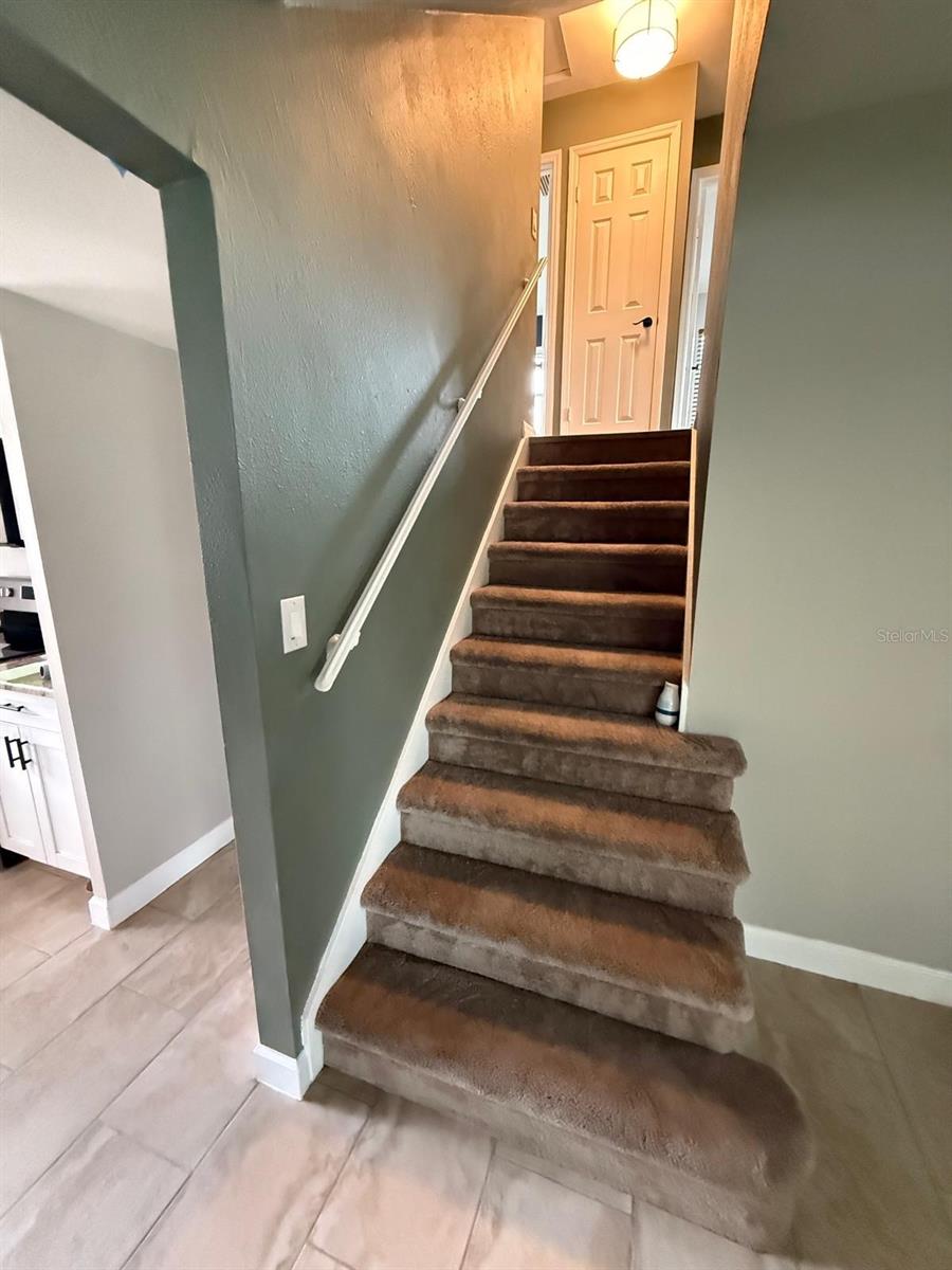 Listing photo id 19 for 502 Oakhurst Street