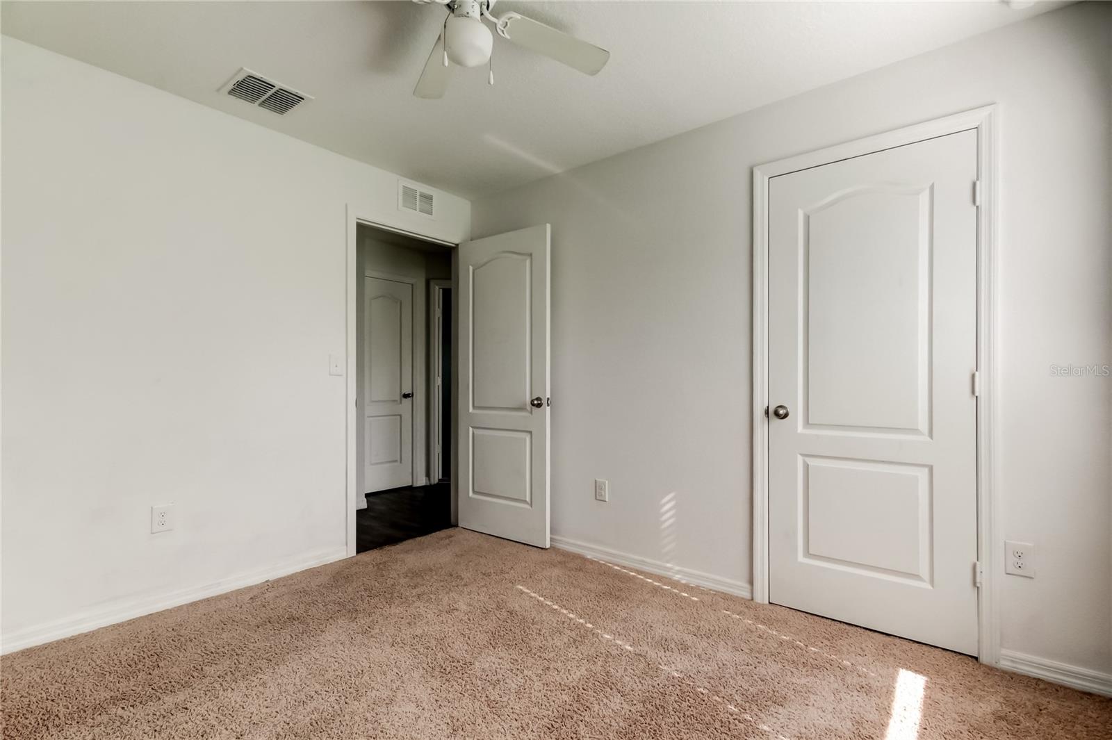 Image 36 of 56 For 1739 Chatham Green Circle