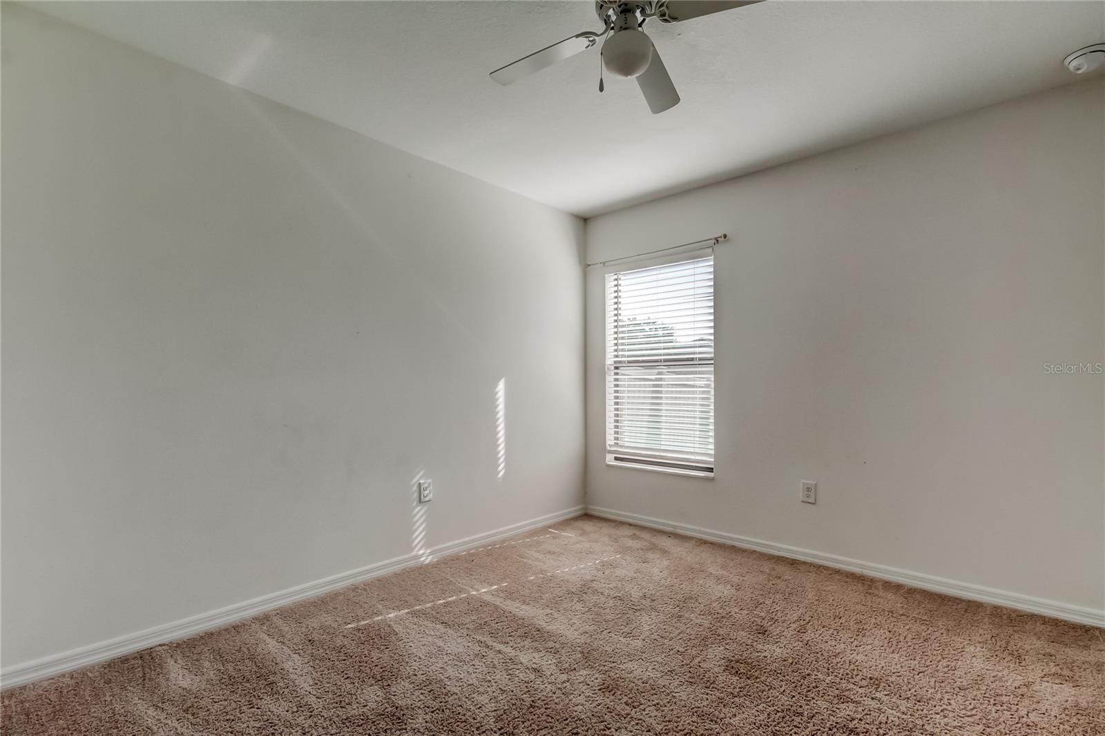 Image 38 of 56 For 1739 Chatham Green Circle