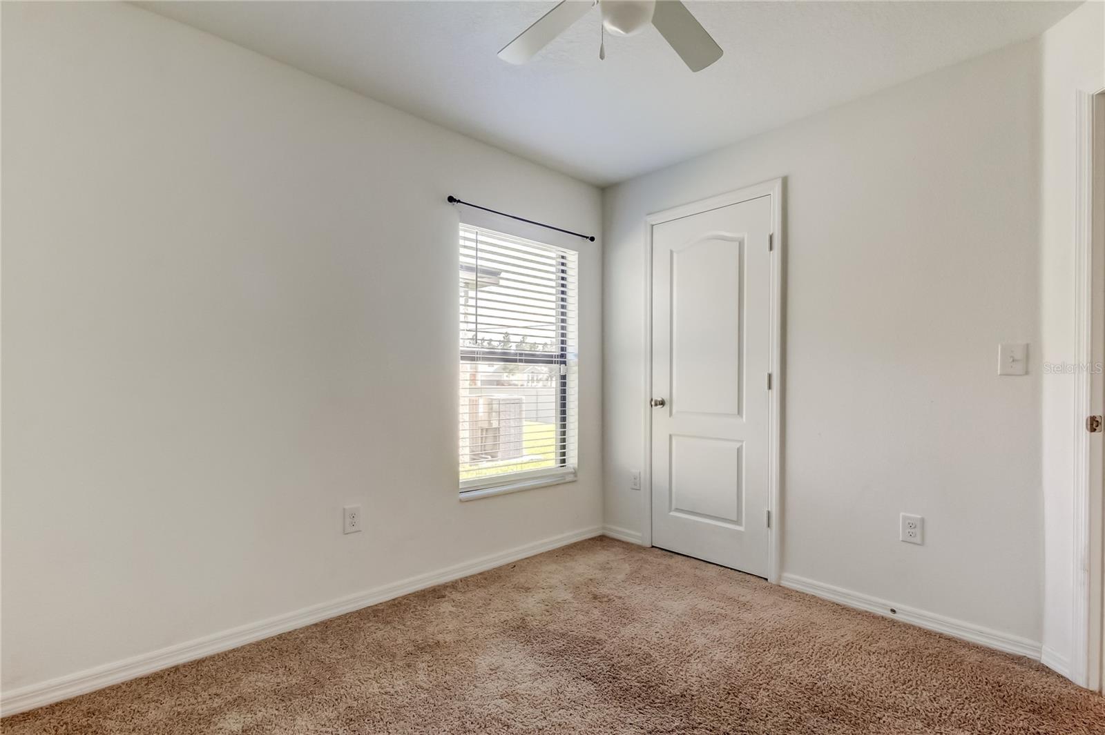 Image 43 of 56 For 1739 Chatham Green Circle