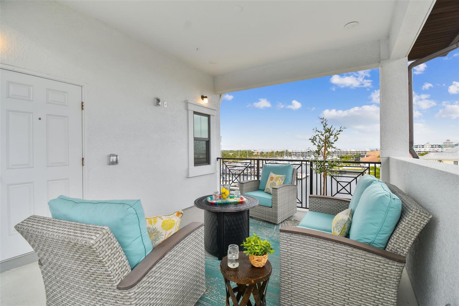 Listing photo id 29 for 3027 Bermuda Sloop Circle