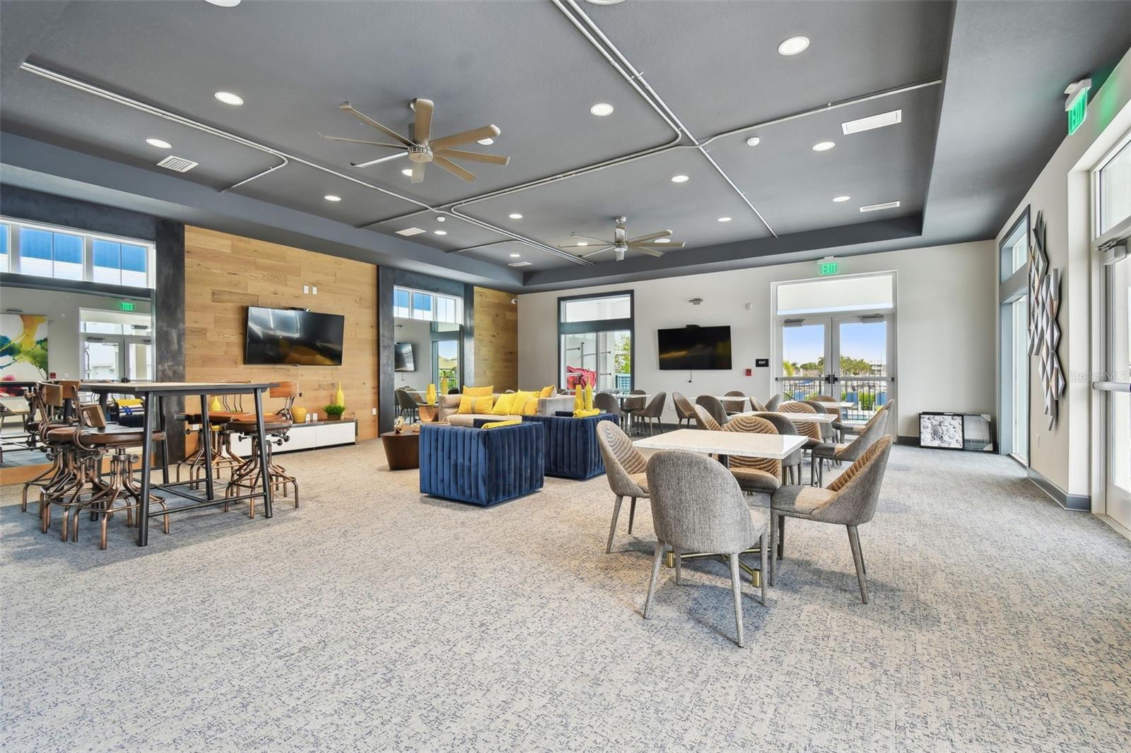 Listing photo id 33 for 3027 Bermuda Sloop Circle