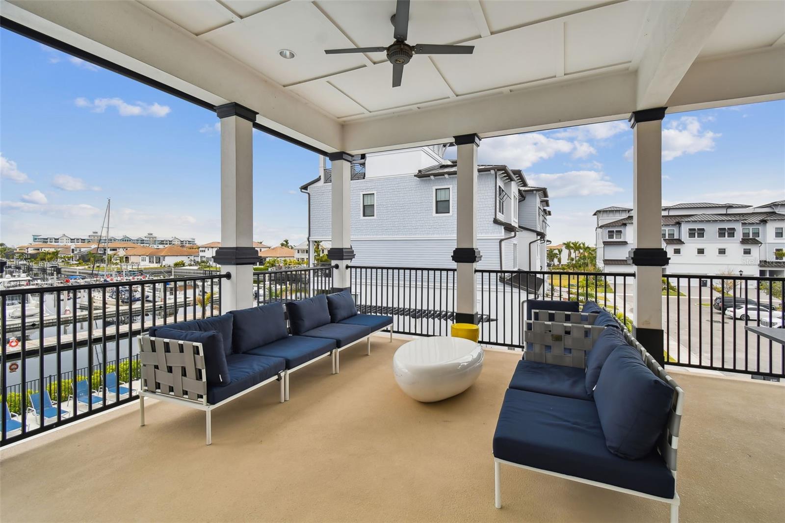 Listing photo id 35 for 3027 Bermuda Sloop Circle