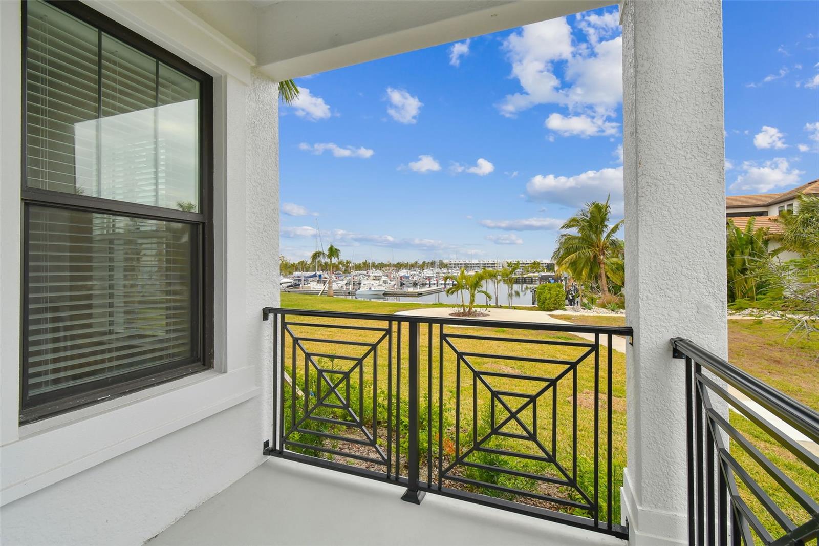 Listing photo id 5 for 3027 Bermuda Sloop Circle