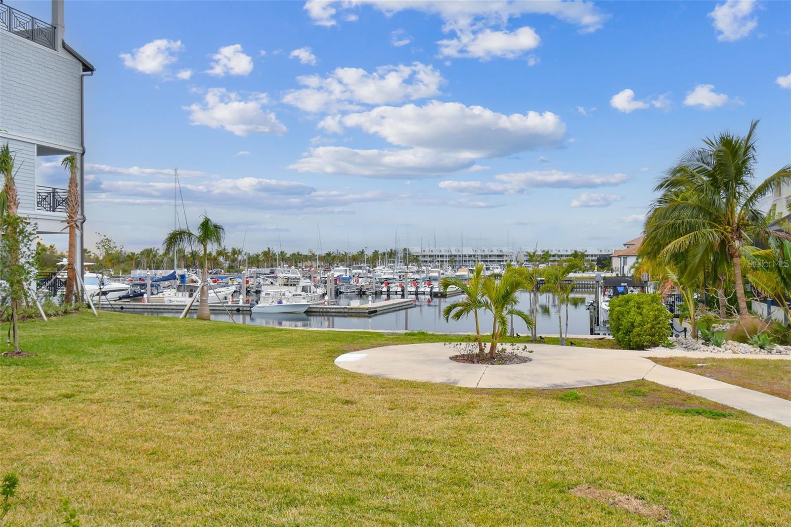 Listing photo id 6 for 3027 Bermuda Sloop Circle