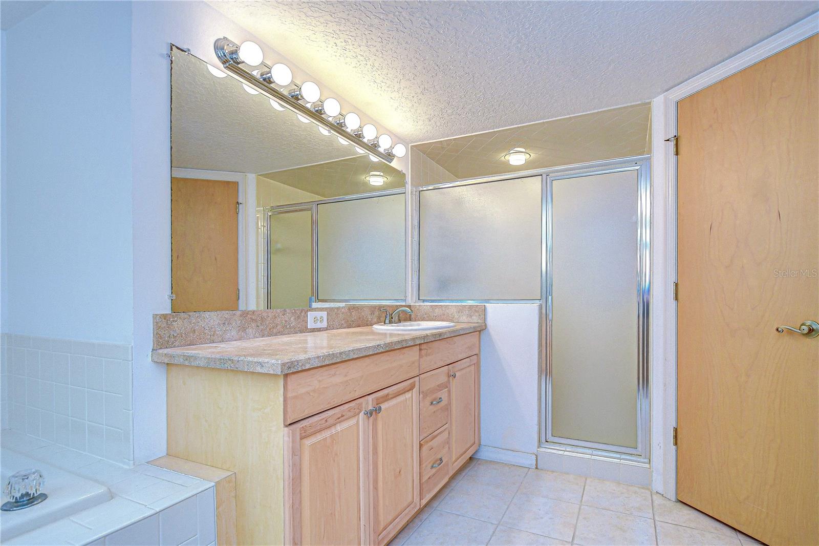 Image 14 of 32 For 1308 Carissa Court