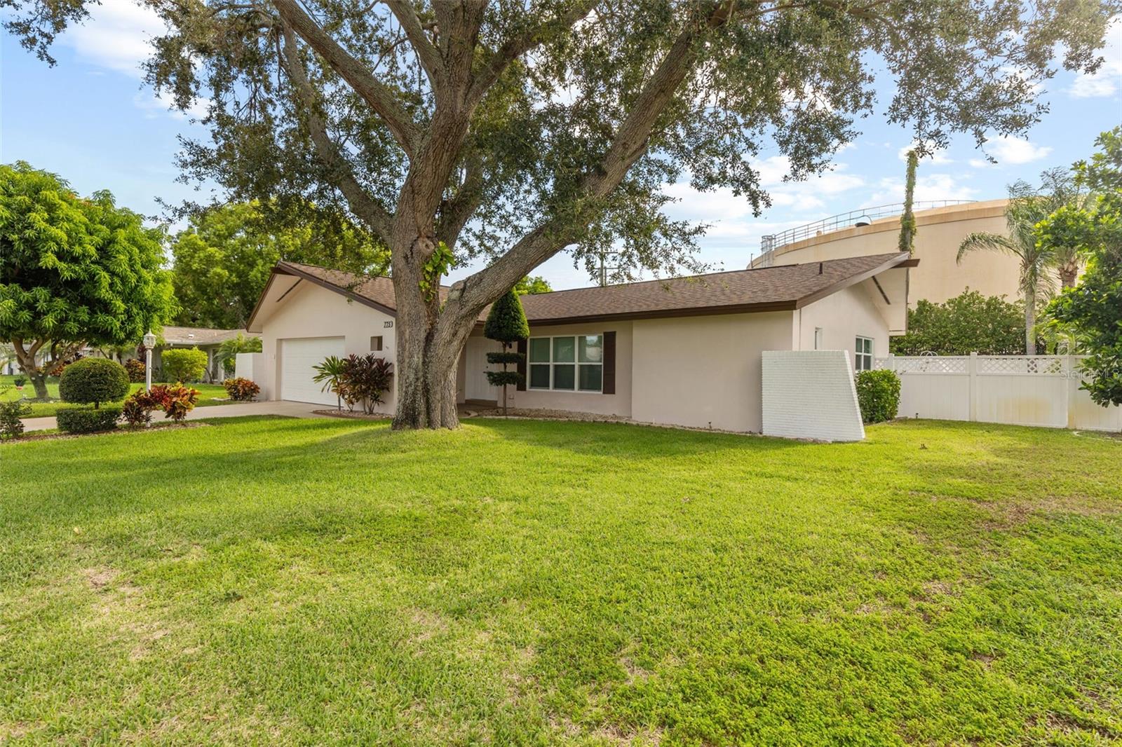 Image 40 of 65 For 775 Casler Avenue
