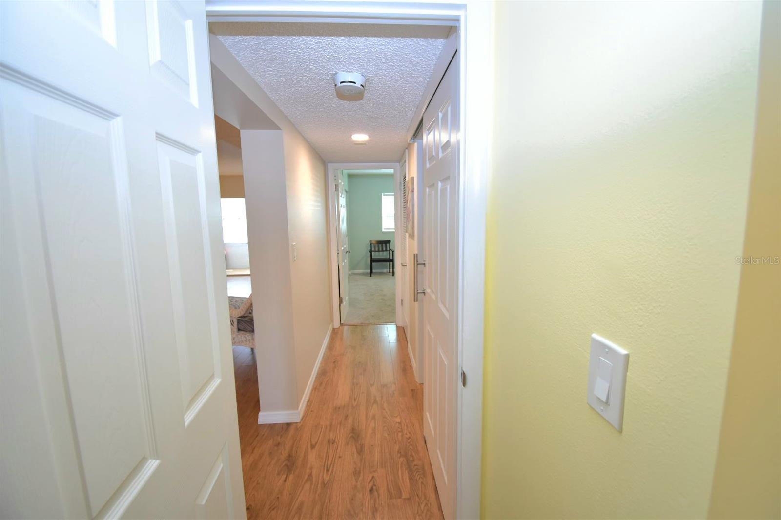 Image 16 of 30 For 952 Virginia Street 108