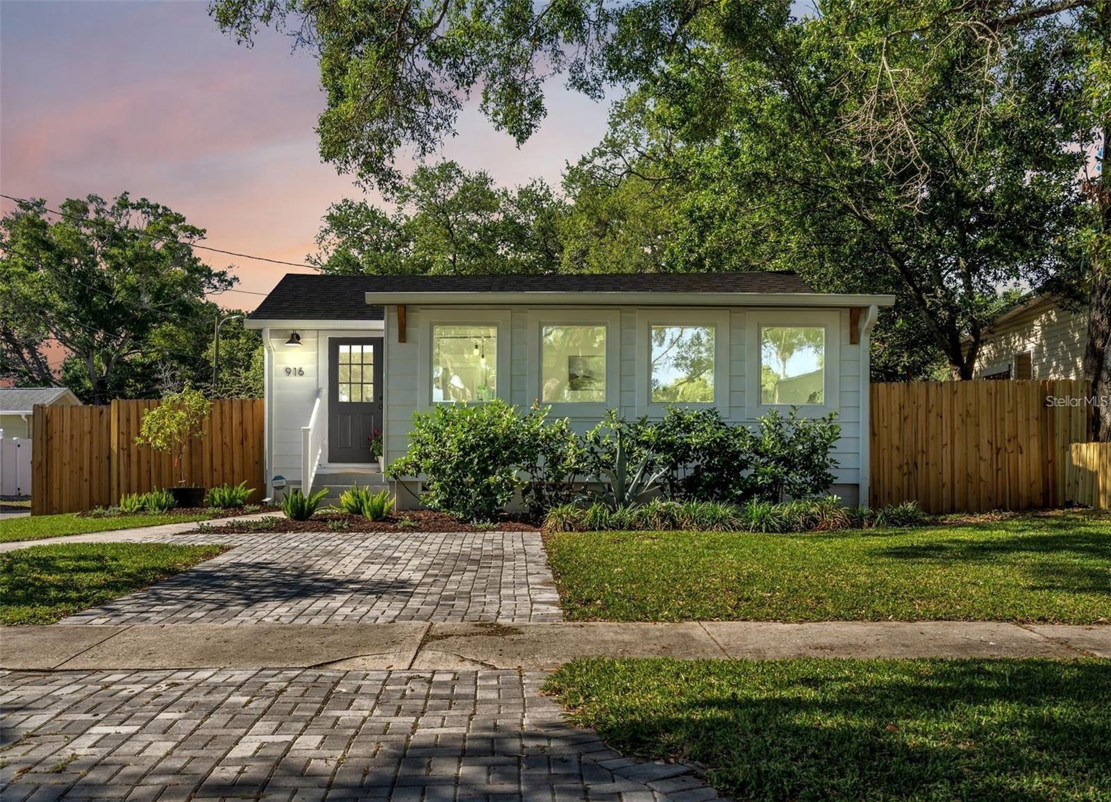 Details for 916 47th Avenue N, ST PETERSBURG, FL 33703