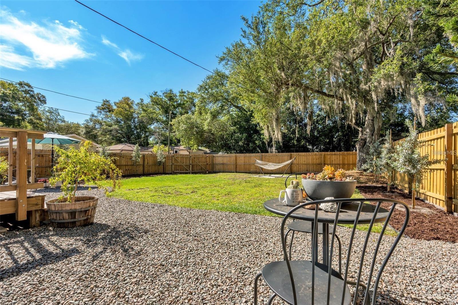 Image 20 of 33 For 916 47th Avenue N