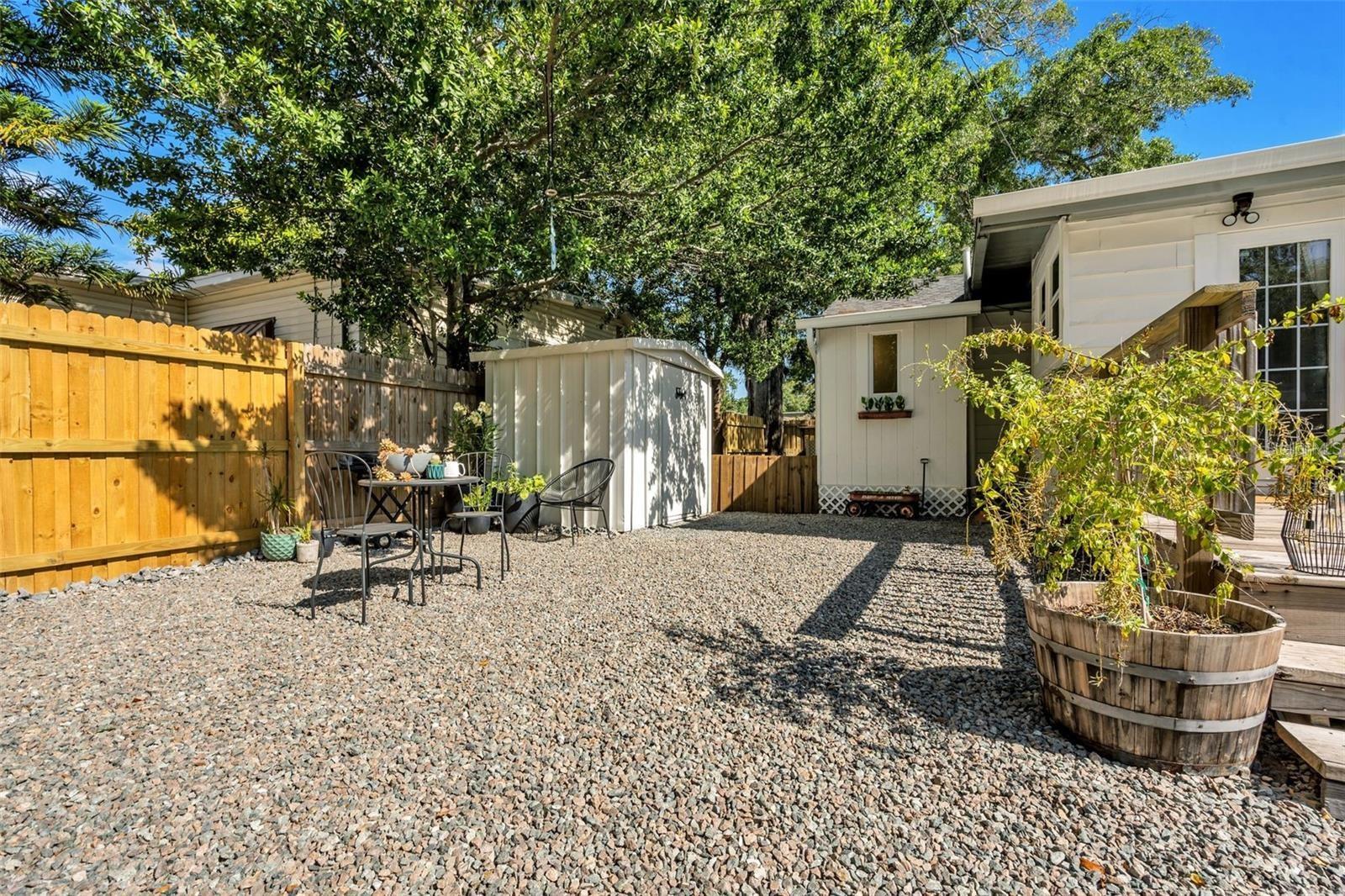 Image 21 of 33 For 916 47th Avenue N
