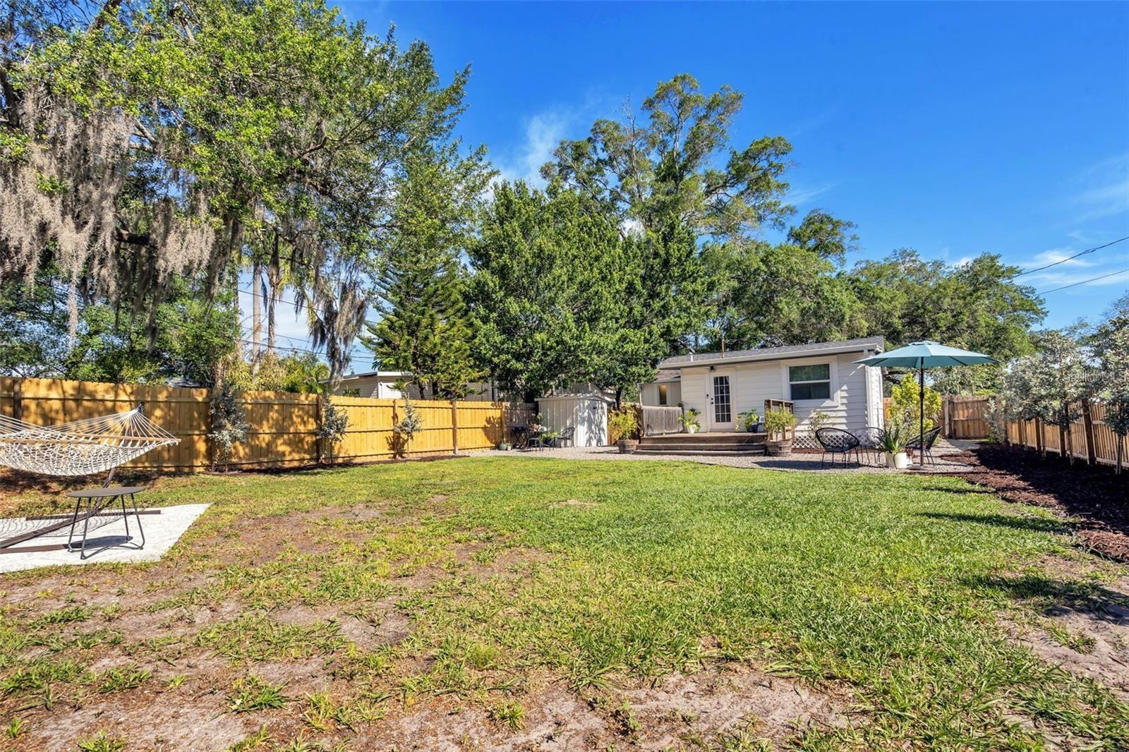 Image 22 of 33 For 916 47th Avenue N