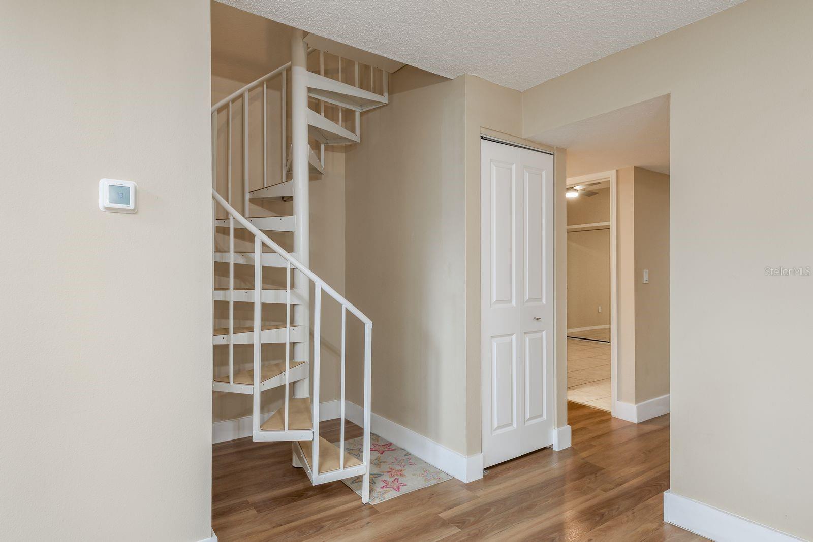 Image 21 of 37 For 5557 Sea Forest Drive 314