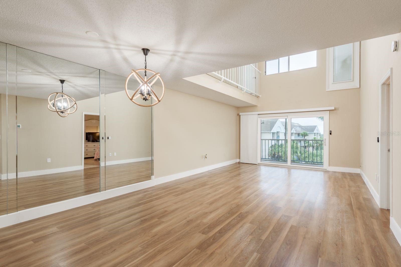 Image 5 of 37 For 5557 Sea Forest Drive 314