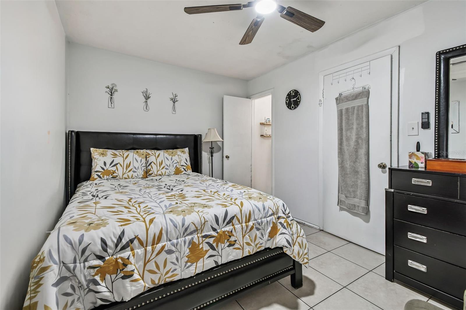 Image 18 of 27 For 9318 11th Street