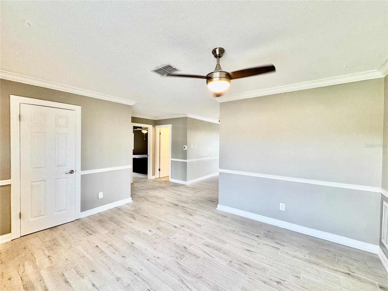 Image 14 of 67 For 7302 Hatteras Drive